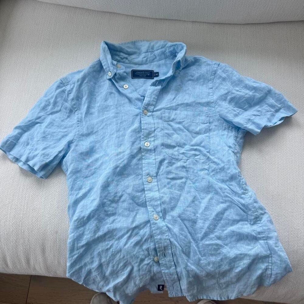 Vineyard vines light blue short
